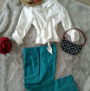 Lot of two womens matching clothing size 2/6